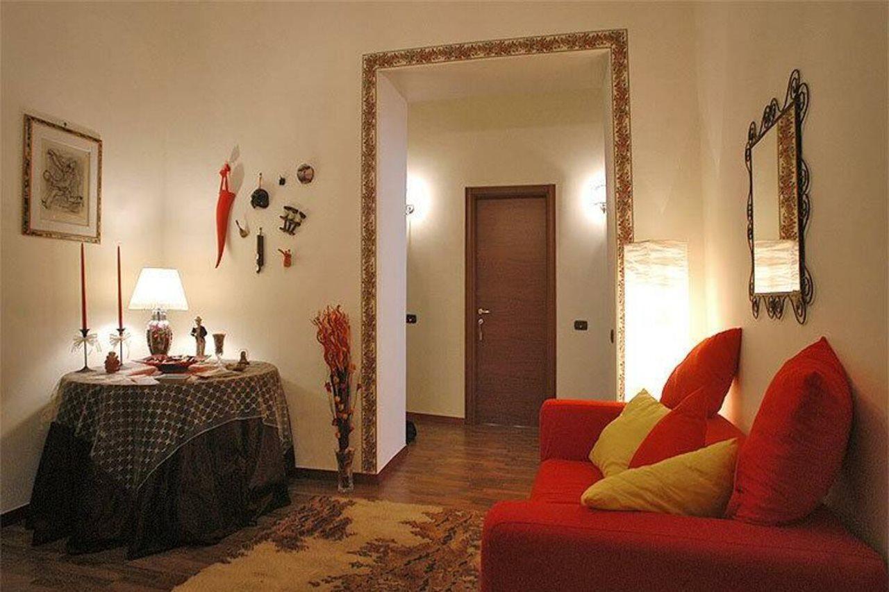 Napolibed Bed & Breakfast 3*